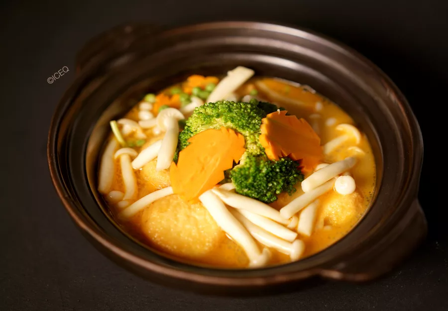 G Tofu aux champignons varies