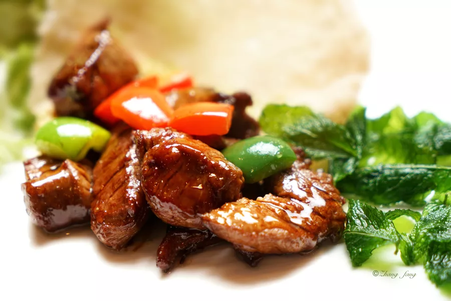 T Filet de boeuf saute au poivre noir S
